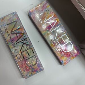 Urban Decay Naked Cyber Palette with Holographic Finish